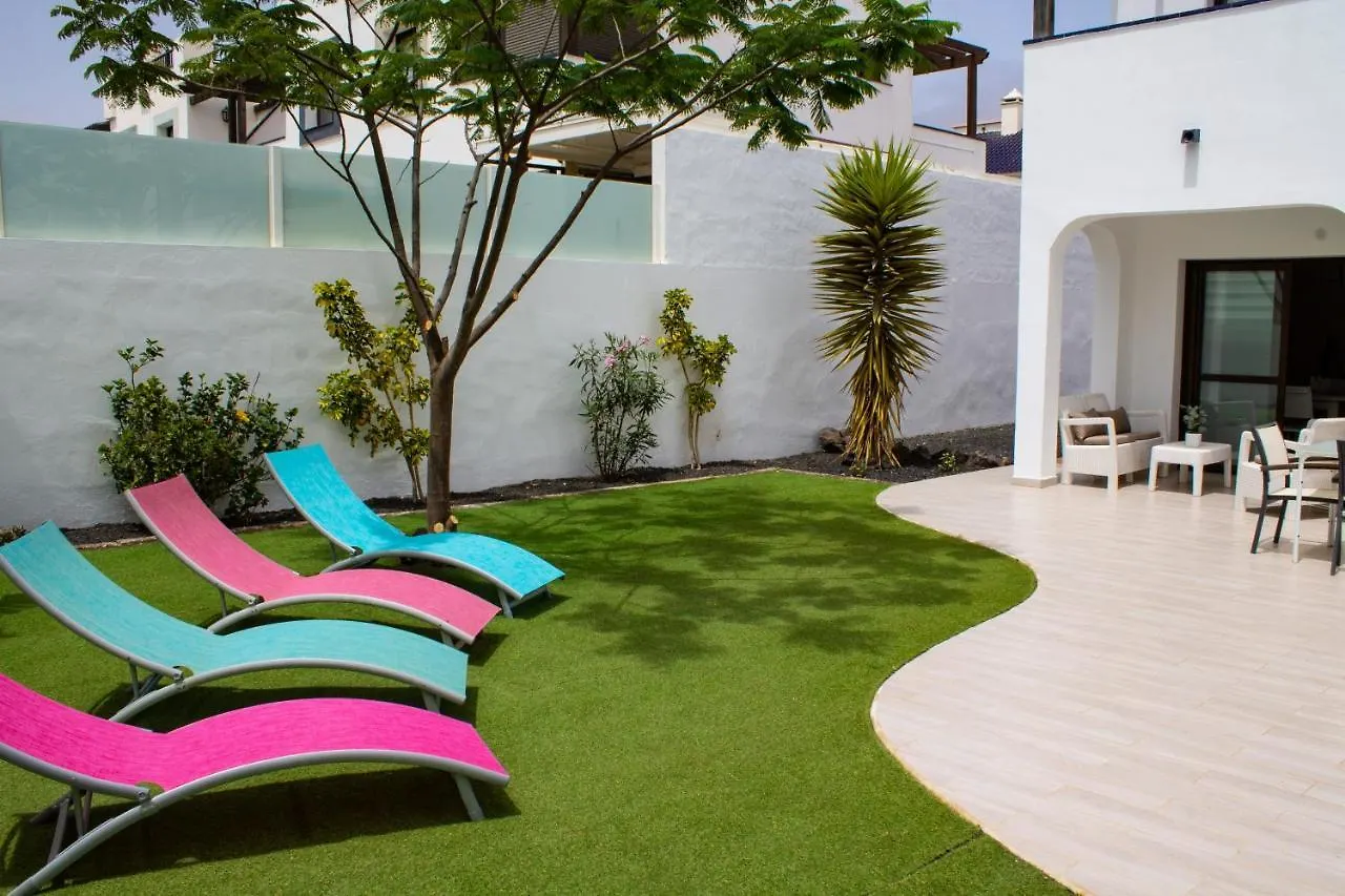 Villa Sol Y Paz, Espacioso Jardin Y Aparcamiento Κοραλέχο